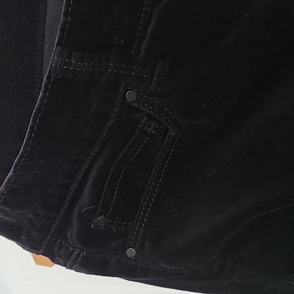 Ann Taylor size 12p Black Skinny & Slimming brushed velvet pants - Picture 3 of 7
